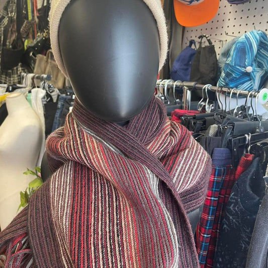 Cream red striped scarf and hat