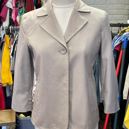 Talbots cream blazer with pockets