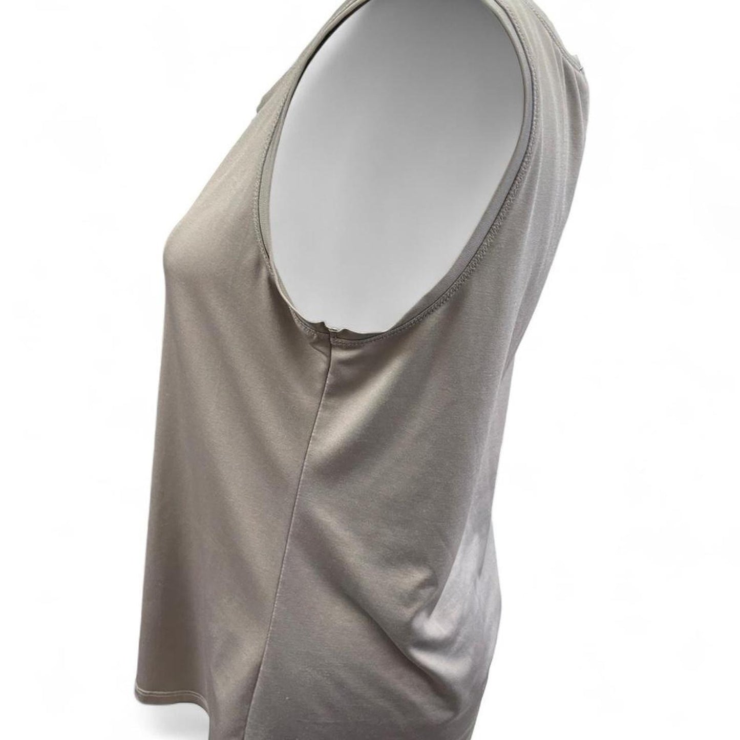 Grey tank top with a
