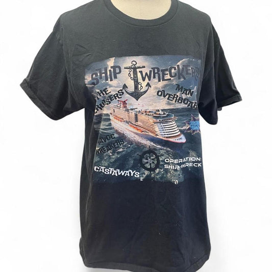 Black shipwreck graphic tee
