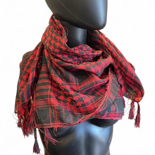 Redblack plaid scarf with fringe