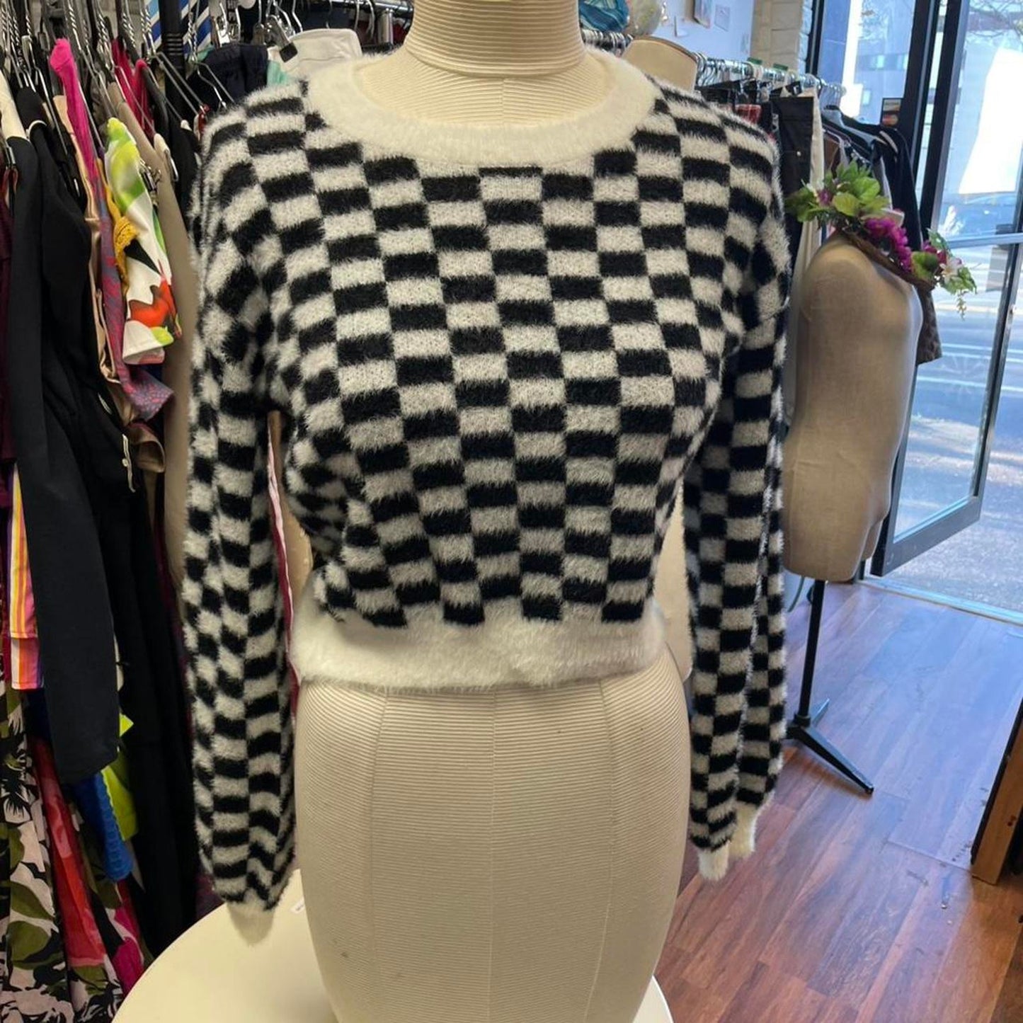 Fashion nova black and white
