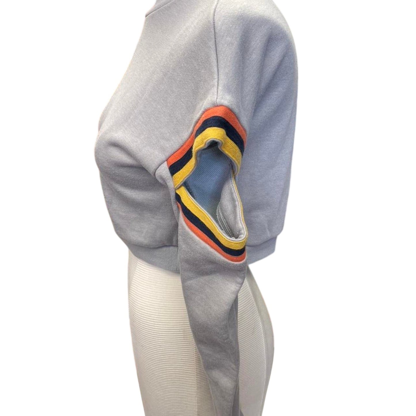 Grey cropped sweater with colorful