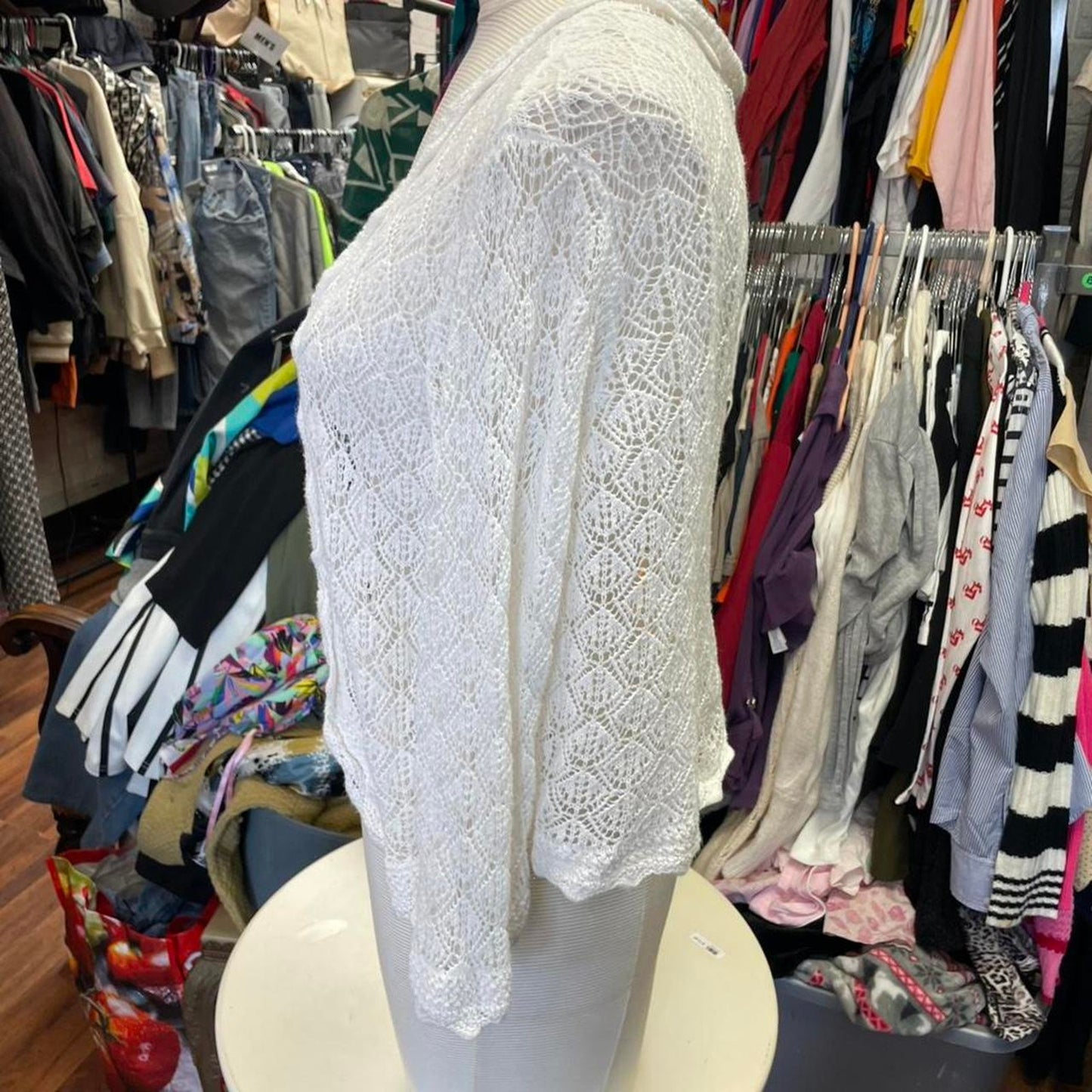 White lace cardigan with open