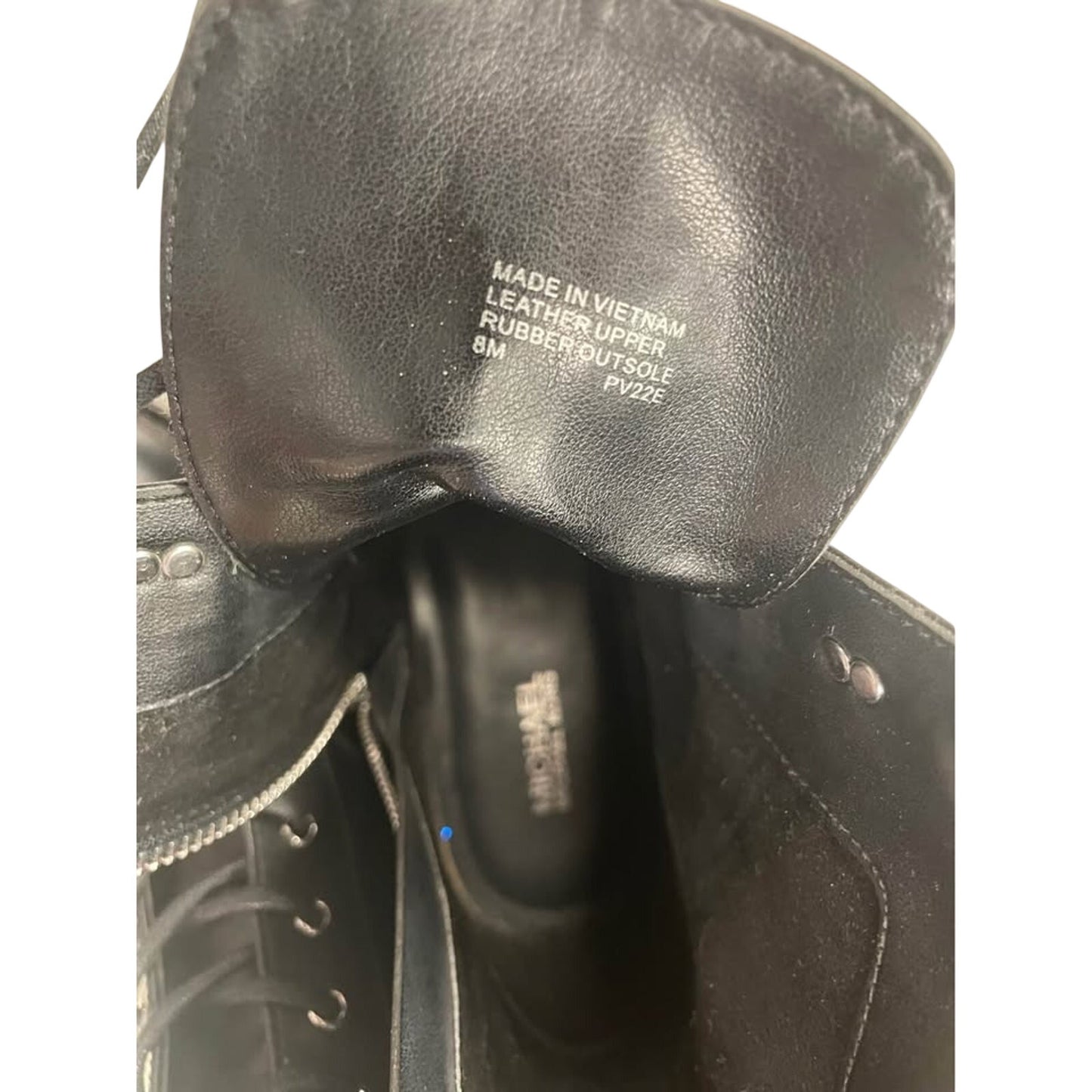 Women’s boot size 8