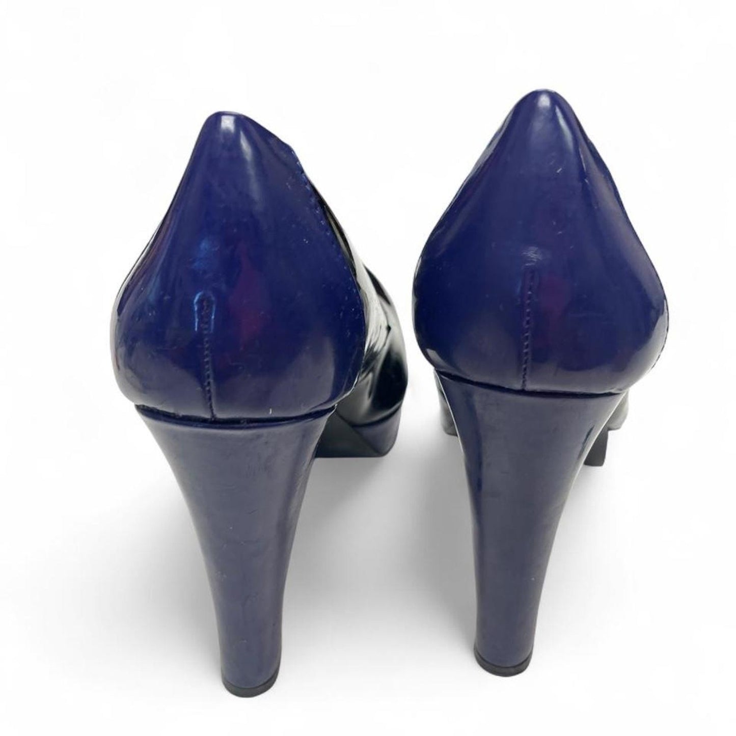 Black purple patent leather pump