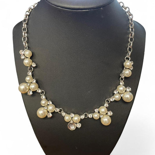 Cream pearl and rhinestone necklace