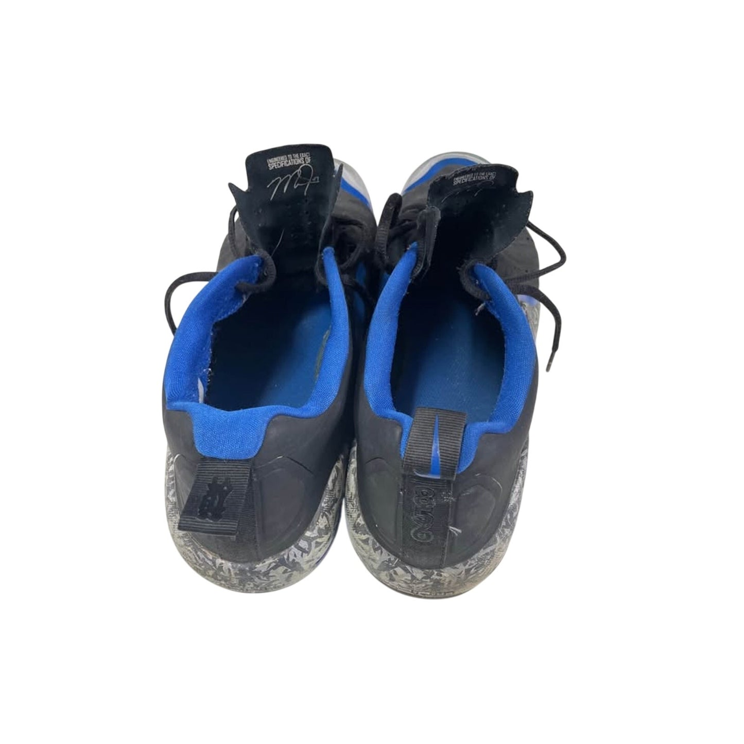 Men’s sneakers size 13