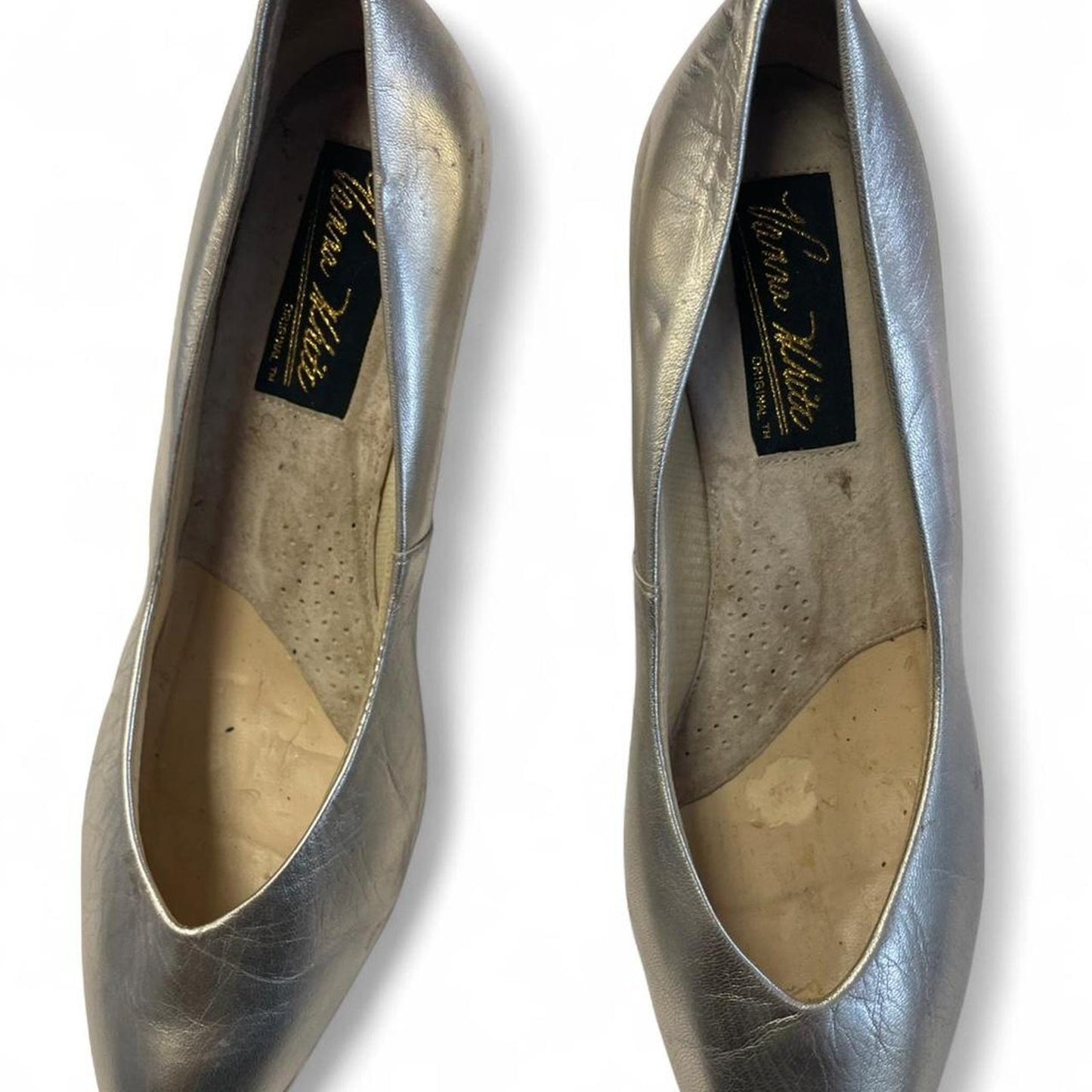 Silver metallic leather kitten heels